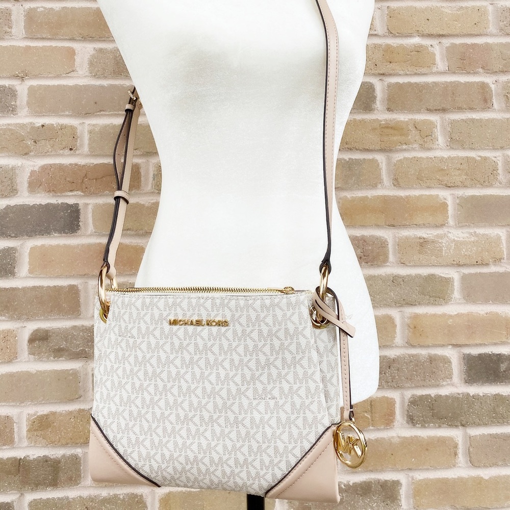 NWT Michael Kors large Crossbody SALE‼️‼️‼️🥰 - Picture 8 of 8